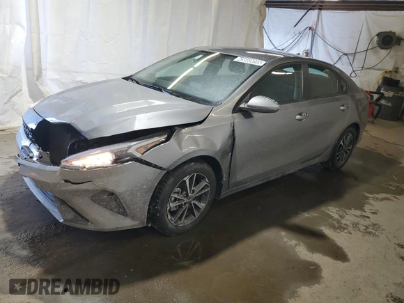 2024 Kia Forte LXS with VIN 3KPF24AD0RE779059, listed as a Copart auction lot 45660095 with 17,721 mi miles and Clean Title. Bid and sale history available at carsss.com. Image 1.