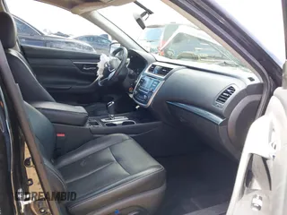 2017 Nissan Altima SV z VIN 1N4AL3AP9HC176490, wystawiony jako IAAI lot #41341165 z przebiegiem 155 020 mil mil oraz . Historia ofert i sprzedaży dostępna na DreamBid. Obrazek 5.