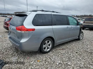 2014 Toyota Sienna LE AAS with VIN 5TDKK3DC2ES433932, listed as a Copart auction lot 43232555 with 232,674 mi miles and Salvage Title. Bid and sale history available at carsss.com. Image 3.
