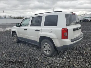 2012 Jeep Patriot Sport with VIN 1C4NJPBA4CD687949, listed as a Copart auction lot 50557755 with 157,976 mi miles and Salvage Title. Bid and sale history available at DreamBid. Image 2.