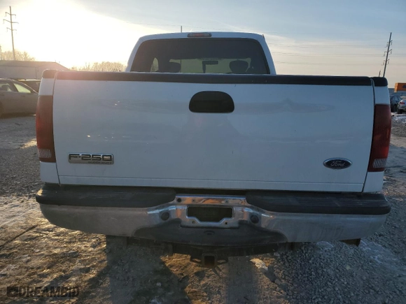 2006 Ford Super Duty F-250 XL with VIN 1FTSX215X6ED06466, listed as a Copart auction lot 89174305 with 175,515 mi miles and Salvage Title. Bid and sale history available at carsss.com. Image 6.