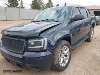 2008 Chevrolet Avalanche LTZ with VIN 3GNFK12348G263981, listed as a IAAI auction lot 41969035 with 246,182 mi miles. Bid and sale history available at carsss.com. Image 2.