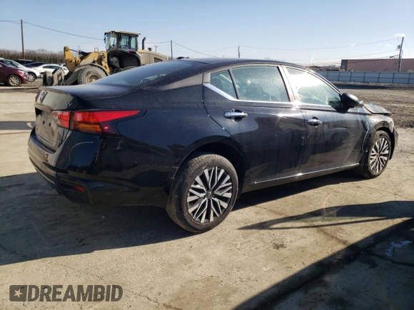 2024 Nissan Altima 2.5 SV with VIN 1N4BL4DW8RN348429, listed as a Copart auction lot 43139305 with 4,165 mi miles and Salvage Title. Bid and sale history available at carsss.com. Image 3.