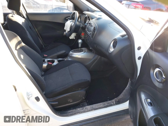 2015 Nissan Juke SV with VIN JN8AF5MVXFT563946, listed as a IAAI auction lot 41561323 with 122,195 mi miles and . Bid and sale history available at DreamBid. Image 5.