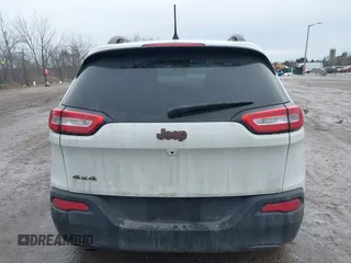 2016 Jeep Cherokee Latitude with VIN 1C4PJMCB7GW268714, listed as a IAAI auction lot 41655450 with 180,603 mi miles. Bid and sale history available at carsss.com. Image 17.