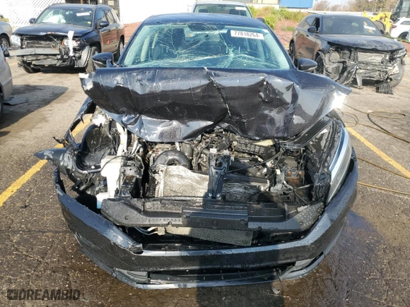 2020 Volkswagen Passat 2.0T S with VIN 1VWAA7A32LC020432, listed as a Copart auction lot 77818264 with 91,923 mi miles and Non Repairable. Bid and sale history available at carsss.com. Image 5.