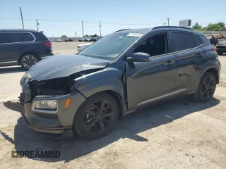 2020 Hyundai Kona Limited z VIN KM8K3CA59LU418142, wystawiony jako Copart lot #57458125 z przebiegiem 57 376 mil mil oraz Szkoda całkowita • Salvage title. Historia ofert i sprzedaży dostępna na DreamBid. Obrazek 1.