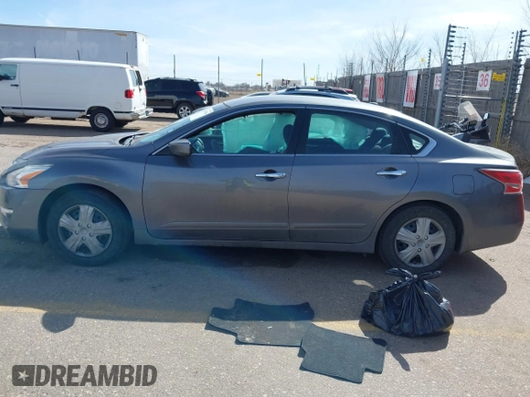 2015 Nissan Altima S with VIN 1N4AL3AP7FN867163, listed as a IAAI auction lot 41773956 with 73,797 mi miles and . Bid and sale history available at DreamBid. Image 14.