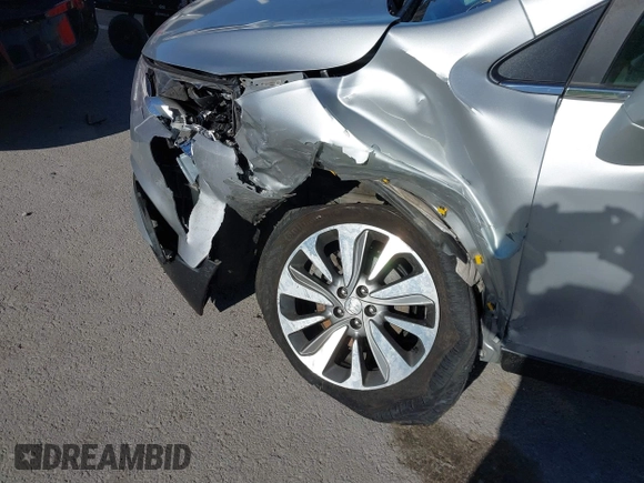 2019 Buick Encore Preferred with VIN KL4CJESB8KB848232, listed as a IAAI auction lot 41028395 with 72,441 mi miles. Bid and sale history available at carsss.com. Image 18.