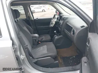 2016 Jeep Patriot High Altitude Edition with VIN 1C4NJRFB7GD742155, listed as a IAAI auction lot 41835149 with 94,934 mi miles. Bid and sale history available at carsss.com. Image 5.