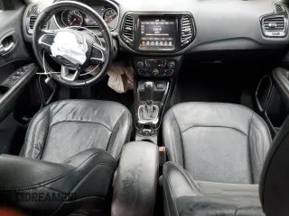 2021 Jeep Compass Limited z VIN 3C4NJCCB5MT526425, wystawiony jako Copart lot #49160975 z przebiegiem 73 588 mil mil oraz Szkoda całkowita • Salvage title. Historia ofert i sprzedaży dostępna na DreamBid. Obrazek 8.