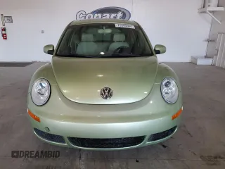 2009 Volkswagen New Beetle Coupe S with VIN 3VWRW31C49M513579, listed as a Copart auction lot 75345064 with 101,752 mi miles and Clean Title. Bid and sale history available at carsss.com. Image 5.