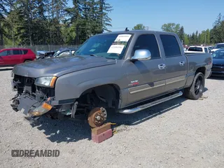 2006 Chevrolet Silverado 1500 LT1 with VIN 2GCEK13N361214121, listed as a IAAI auction lot 42106196 with Not Provided miles. Bid and sale history available at carsss.com. Image 18.