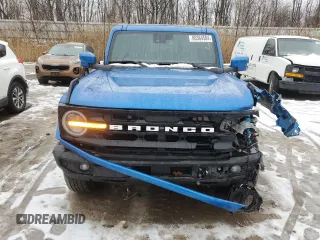 2022 Ford Bronco with VIN 1FMDE5BH8NLA89367, listed as a Copart auction lot 86364504 with 34,702 mi miles and Clean Title. Bid and sale history available at DreamBid. Image 5.