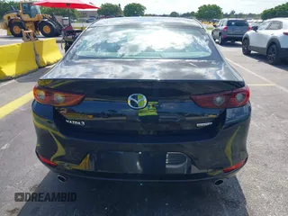 2024 Mazda 3 S Preferred с VIN 3MZBPACM1RM415733, выставлен на аукционе IAAI как лот 42308136 с пробегом 25 370 миль миль и . История ставок и продаж доступна на DreamBid. Изображение 16.