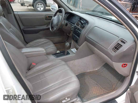 1997 Toyota Avalon XL with VIN 4T1BF12B7VU151537, listed as a IAAI auction lot 42173394 with 196,442 mi miles and . Bid and sale history available at DreamBid. Image 5.