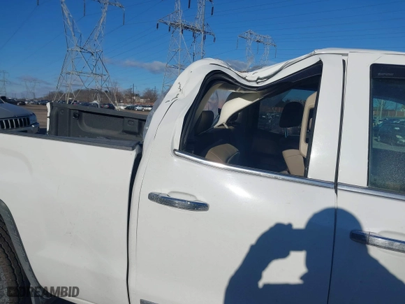 2014 GMC Sierra 1500 SLT with VIN 1GTV2VEC0EZ182222, listed as a IAAI auction lot 41639510 with 87,154 mi miles. Bid and sale history available at carsss.com. Image 6.