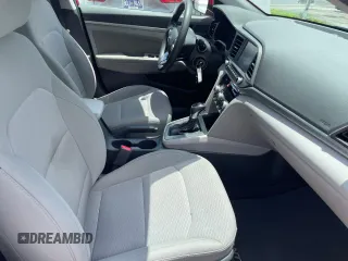 2020 Hyundai Elantra SEL with VIN 5NPD84LF2LH588105, listed as a Copart auction lot 61506555 with 58,811 mi miles and Salvage title. Bid and sale history available at DreamBid. Image 5.