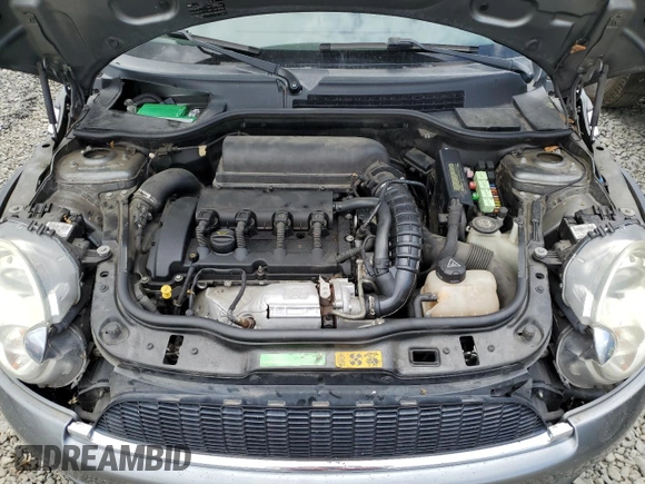 2008 MINI Hardtop S with VIN WMWMF73548TV39180, listed as a Copart auction lot 58972245 with 123,907 mi miles and Clean title. Bid and sale history available at DreamBid. Image 11.
