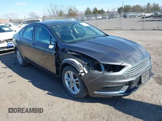 2018 Ford Fusion SE with VIN 3FA6P0HDXJR165459, listed as a IAAI auction lot 41810123 with 97,281 mi miles. Bid and sale history available at carsss.com. Image 1.