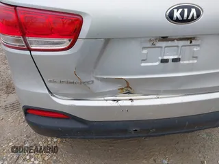 2018 Kia Sorento LX V6 with VIN 5XYPGDA54JG368009, listed as a IAAI auction lot 41986830 with 110,478 mi miles. Bid and sale history available at carsss.com. Image 11.