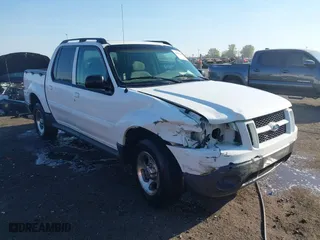 2004 Ford Explorer Sport Trac XLS with VIN 1FMZU67K04UC22800, listed as a IAAI auction lot 41869208 with 157,711 mi miles. Bid and sale history available at carsss.com. Image 1.