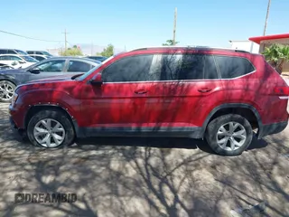 2018 Volkswagen Atlas SE with VIN 1V2CP2CA1JC595089, listed as a IAAI auction lot 42249116 with Not provided miles and . Bid and sale history available at DreamBid. Image 13.