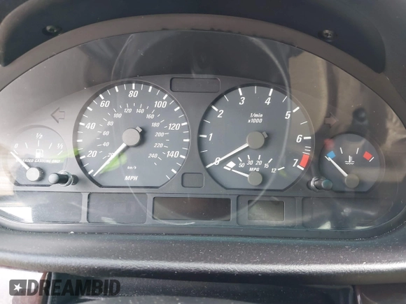 2004 BMW 3 Series 325Ci with VIN WBABW33414PL25483, listed as a IAAI auction lot 40604293 with 1 mi miles. Bid and sale history available at carsss.com. Image 7.