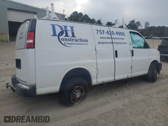 2018 Chevrolet Express Cargo Van with VIN 1GCWGAFP6J1261449, listed as a Copart auction lot 83677924 with 0 mi miles and Salvage Title. Bid and sale history available at carsss.com. Image 3.