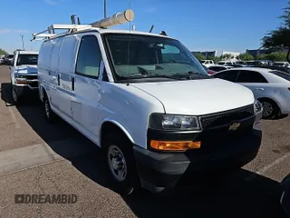2020 Chevrolet Express Cargo with VIN 1GCWGAFP4L1267723, listed as a IAAI auction lot 42832826 with 91,273 mi miles and . Bid and sale history available at DreamBid. Image 7.