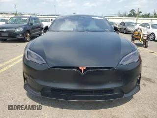 2022 Tesla Model S Plaid with VIN 5YJSA1E66NF460913, listed as a Copart auction lot 60534665 with 47,595 mi miles and Salvage title. Bid and sale history available at DreamBid. Image 5.