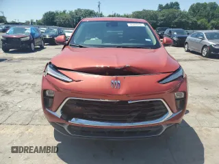 2024 Buick Encore GX Preferred z VIN KL4AMBSL2RB167581, wystawiony jako Copart lot #66429785 z przebiegiem Nie podano mil oraz Szkoda całkowita • Salvage title. Historia ofert i sprzedaży dostępna na DreamBid. Obrazek 5.