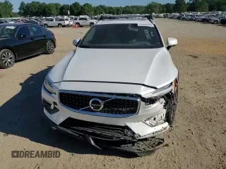 2020 Volvo V60 z VIN YV4102WK4L1031160, wystawiony jako Copart lot #64443443 z przebiegiem 41 648 mil mil oraz . Historia ofert i sprzedaży dostępna na DreamBid. Obrazek 10.