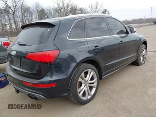 2014 Audi SQ5 Premium Plus с VIN WA1CGAFP4EA126084, выставлен на аукционе IAAI как лот 41678066 с пробегом 154 131 миль миль и . История ставок и продаж доступна на DreamBid. Изображение 4.