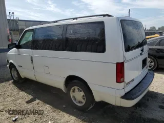 1998 GMC Safari with VIN 1GKDM19W1WB512631, listed as a Copart auction lot 75899764 with 207,067 mi miles and Salvage Title. Bid and sale history available at carsss.com. Image 2.