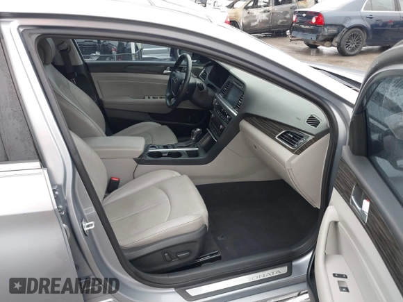 2015 Hyundai Sonata 2.4L Sport with VIN 5NPE34AF8FH208677, listed as a IAAI auction lot 41615270 with 141,639 mi miles. Bid and sale history available at carsss.com. Image 5.