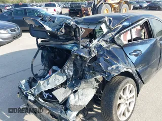 2015 Mazda 6 i Touring with VIN JM1GJ1V54F1189888, listed as a IAAI auction lot 41731193 with Not Provided miles. Bid and sale history available at carsss.com. Image 6.