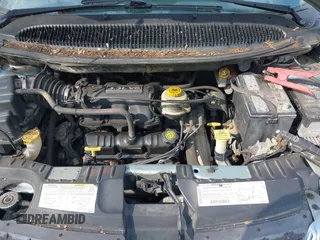 2002 Chrysler Town & Country LX with VIN 2C4GP44372R576005, listed as a IAAI auction lot 42092478 with 165,018 mi miles. Bid and sale history available at carsss.com. Image 10.