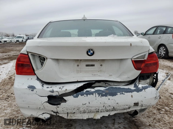 2006 BMW 3 Series 325xi with VIN WBAVD13556KV02729, listed as a Copart auction lot 86075344 with 236,195 mi miles and Salvage Title. Bid and sale history available at carsss.com. Image 6.