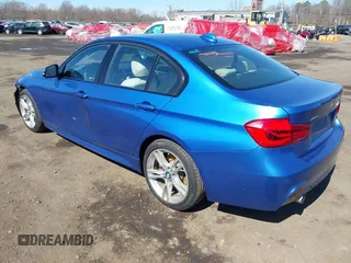 2017 BMW 3 Series 340i xDrive with VIN WBA8B7C5XHK806485, listed as a IAAI auction lot 41833087 with 113,236 mi miles. Bid and sale history available at carsss.com. Image 3.