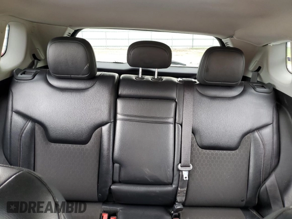 2017 Jeep Compass Latitude z VIN 3C4NJDBB5HT681683, wystawiony jako Copart lot #62938685 z przebiegiem 163 017 mil mil oraz Szkoda całkowita • Salvage title. Historia ofert i sprzedaży dostępna na DreamBid. Obrazek 10.