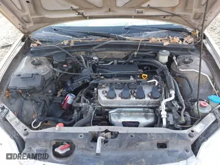 2002 Honda Civic LX with VIN 2HGES16652H545662, listed as a IAAI auction lot 41392393 with 1 mi miles. Bid and sale history available at carsss.com. Image 10.