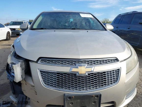 2012 Chevrolet Cruze LT w/2LT with VIN 1G1PG5SC3C7331254, listed as a IAAI auction lot 41813212 with NaN miles. Bid and sale history available at carsss.com. Image 12.