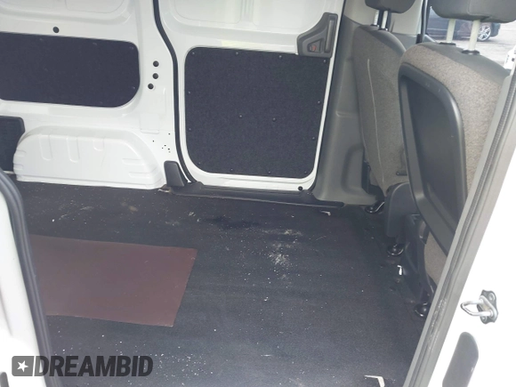 2015 Nissan NV200 SV with VIN 3N6CM0KNXFK728840, listed as a IAAI auction lot 42013485 with 138,479 mi miles. Bid and sale history available at carsss.com. Image 8.