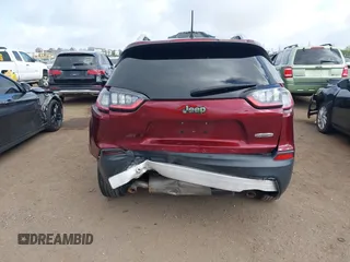 2019 Jeep Cherokee Latitude with VIN 1C4PJLCX5KD347695, listed as a IAAI auction lot 41910370 with 86,713 mi miles and . Bid and sale history available at carsss.com. Image 16.