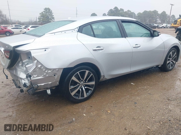 2020 Nissan Maxima SV with VIN 1N4AA6CV5LC384863, listed as a IAAI auction lot 41396121 with 90,730 mi miles. Bid and sale history available at carsss.com. Image 4.