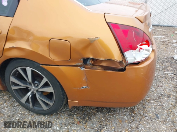 2004 Nissan Maxima SE with VIN 1N4BA41E04C811931, listed as a IAAI auction lot 41596838 with 165,350 mi miles and . Bid and sale history available at DreamBid. Image 6.