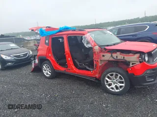 2017 Jeep Renegade Latitude z VIN ZACCJBBB5HPF98077, wystawiony jako IAAI lot #42323925 z przebiegiem 78 893 mil mil oraz . Historia ofert i sprzedaży dostępna na DreamBid. Obrazek 13.