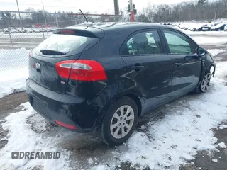 2013 Kia Rio LX with VIN KNADM5A37D6194117, listed as a IAAI auction lot 41522784 with 125,325 mi miles. Bid and sale history available at carsss.com. Image 4.