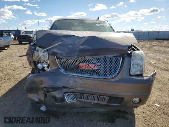 2013 GMC Yukon Denali with VIN 1GKS2EEF1DR124099, listed as a Copart auction lot 46895985 with 133,898 mi miles and Salvage Title. Bid and sale history available at carsss.com. Image 5.
